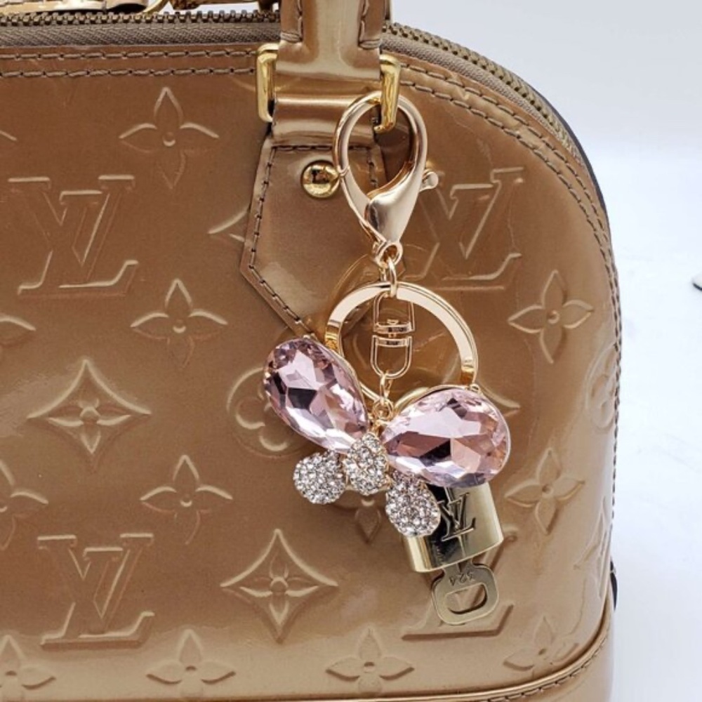 Authentic Louis Vuitton Gold Lock & Key ✨ Bag Charm Unbranded Butterfly Keychain